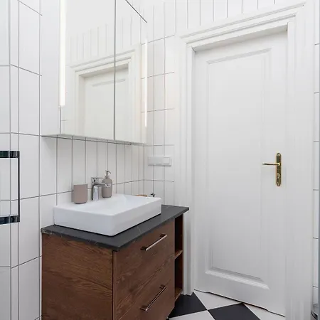 2 - Bedroom Apartment - Rejtana 10 Krakow Exterior photo